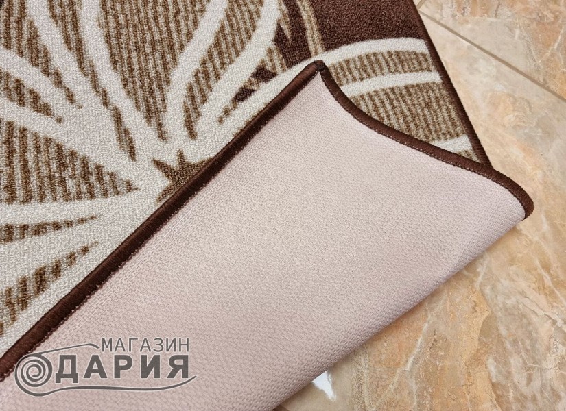 Мокетен килим ERIKA 8013 brown